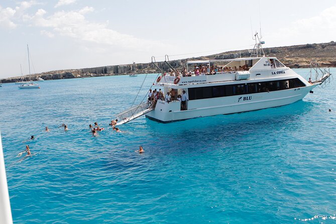 From Trapani: Egadi Islands tour with lunch on board - Sailing from Trapani at 9:30 a.m.