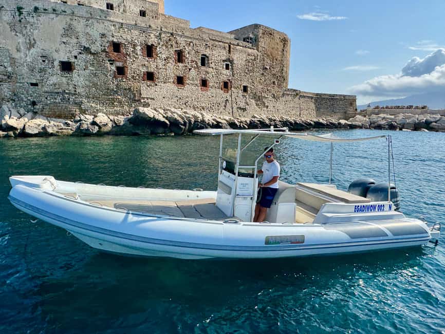 From Trapani: Favignana and Levanzo full-day tour with lunch and aperitif - Levanzo adds two final coves and an aperitif