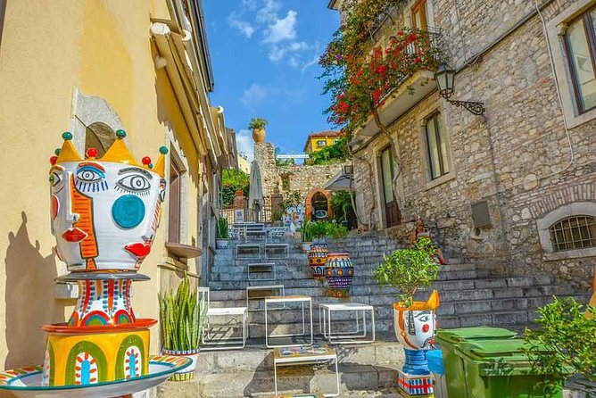 FULL DAY excursion - ETNA and TAORMINA - What the guides and drivers add
