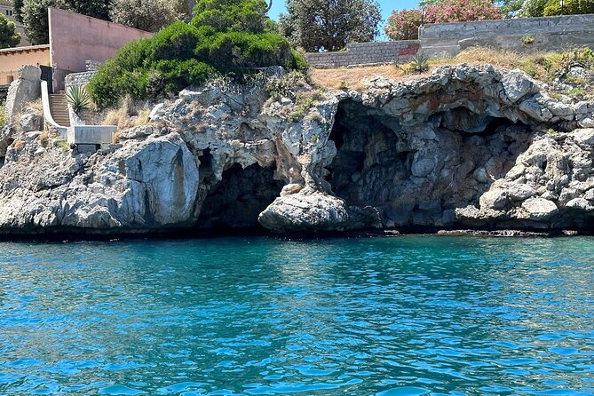 Full Day Palermo Boat Tour with Palermo Experiences - What you eat during the six-and-a-half-hour cruise