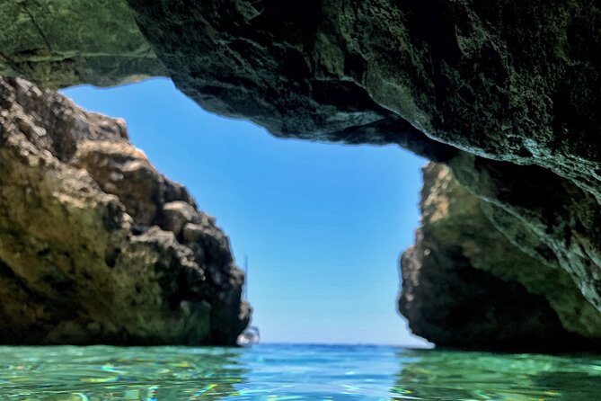 Full Day Sailing Boat Tour to the Egadi Islands - Why the seven-person limit matters