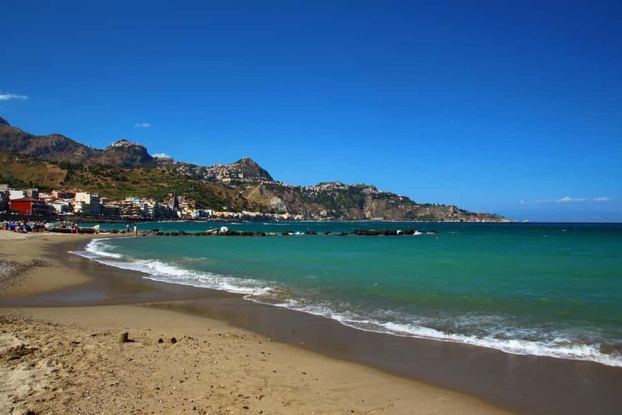 Giardini Naxos and Taormina sailing tour - Why the Taormina coast looks best from the water