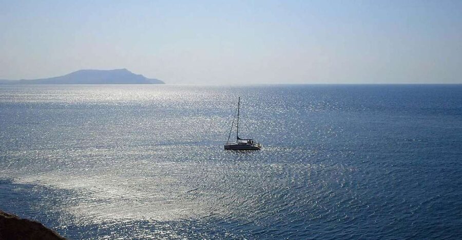 Giardini Naxos and Taormina sailing tour - Small group comfort, with one important expectation