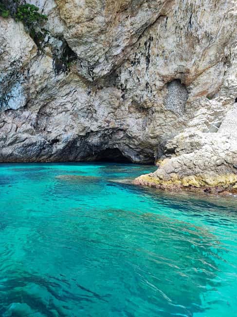 Giardini Naxos: Boat Tour with Aperitif - From Giardini Naxos port to the Taormina coast