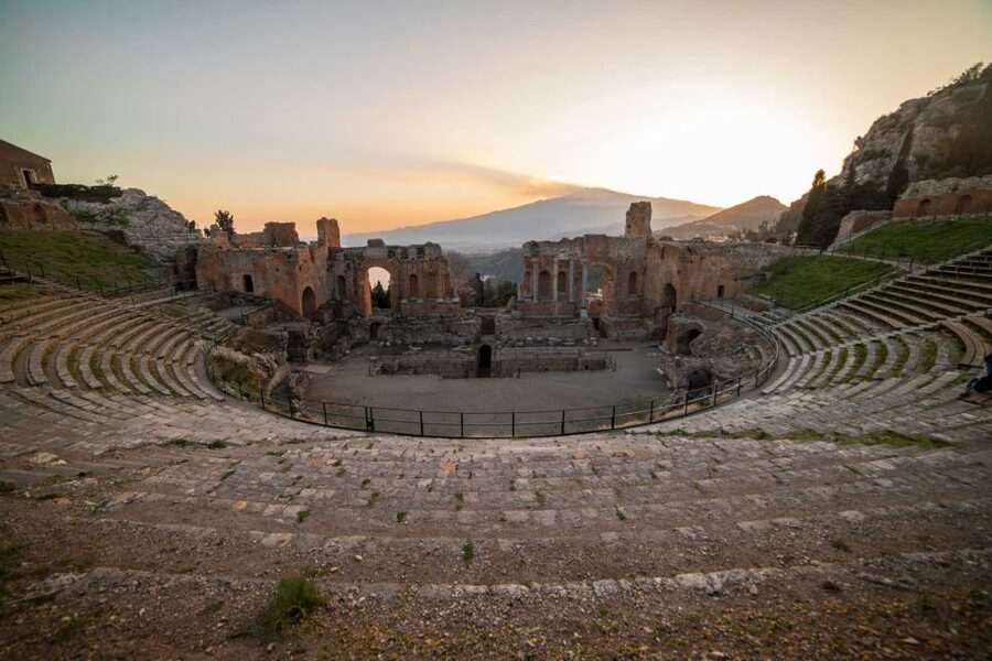 Giardini Naxos or Taormina: Godfather Tour in a Vintage Car - Is the $334.19 price fair?
