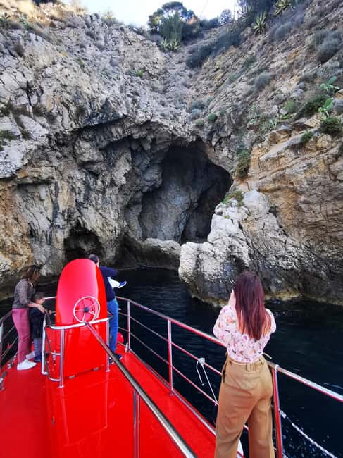 Giardini Naxos: Semi-Submarine Tour to Isola Bella - Comfort, space, and the one-hour timing