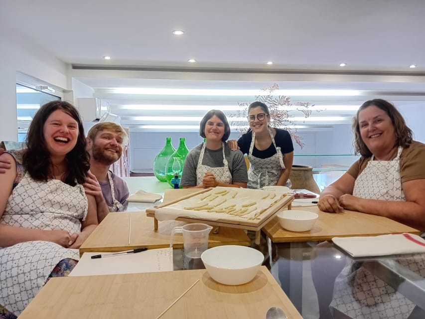 Giardini Naxos, Taormina: Food Class & Sicilian Tasting - Tasting five Etna olive oils