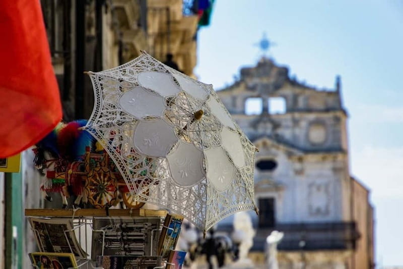 Guided tour of Ortigia with Fish Street Food at the market - Why this Ortigia walk works well