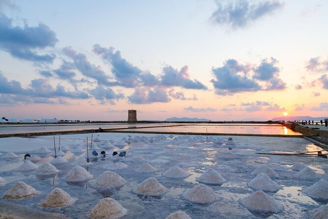 Guided tour of the salt pans of Trapani and the Salt Museum - Key points at a glance