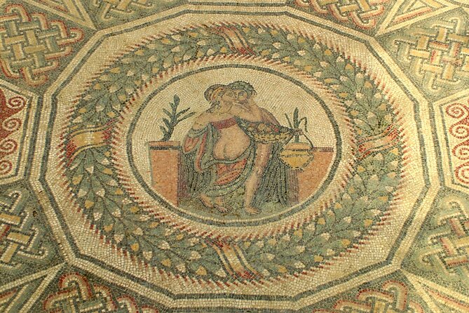 Guided tour of Villa Romana del Casale with skip the line - The private rooms of the domina and dominus
