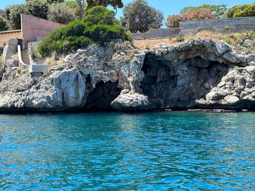 Half day boat tour of Palermo - Queen’s Cave and the first swim