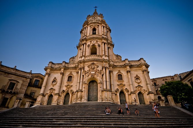 HALF DAY excursion - Tour Montalbano - Ragusa Ibla and Modica - Ragusa Ibla: Baroque streets around San Giorgio