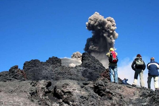 Half Day Guided Tour in Mount Etna (3000 meters) - Meeting the volcanological guide at the upper station