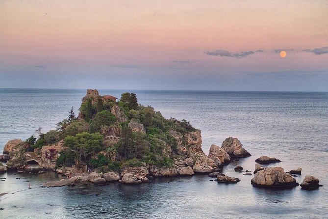 Half Day Private Tour to Messina Taormina and Castelmola - Castelmola: small streets and a wide Ionian view