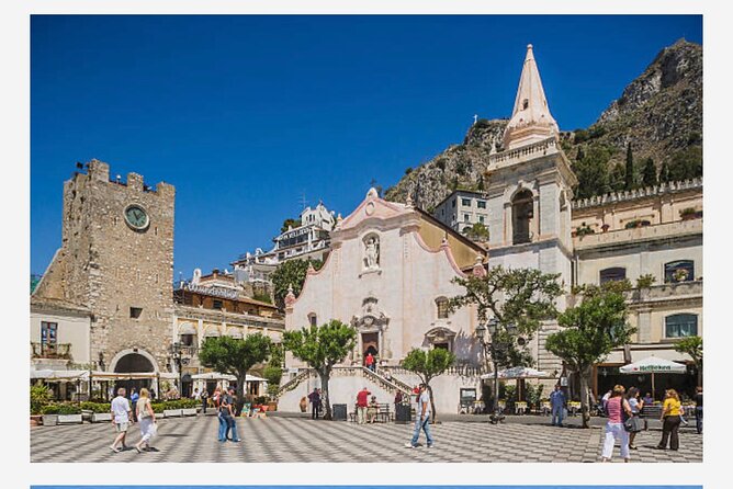 Half-day tour to Taormina, Castelmola and Isola Bella - What the private format means in practice
