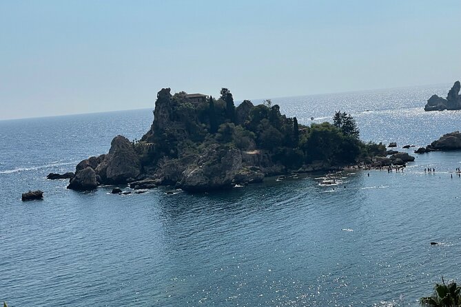 Half-day tour to Taormina, Castelmola and Isola Bella - Taormina: three hours around the Ionian terrace