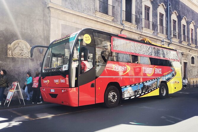 Hop on hop off Catania-Acicastello-Acitrezza panoramic bus - What the Stazione Centrale stop adds