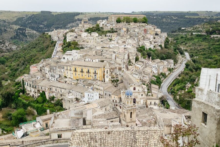 Inspector Montalbano Locations Tour of Southeast Sicily - What the guides add to the experience