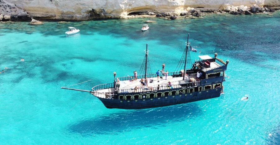 Lampedusa: Pirate Ship Boat Tour with Lunch and Music - Should you book this Lampedusa boat tour?