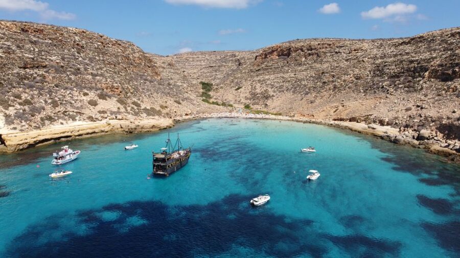 Lampedusa: Pirate Ship Boat Tour with Lunch and Music - Lunch, cocktails, and the rhythm of a long day