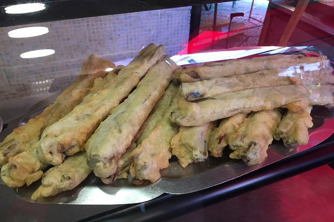 Last minute Palermo Walking Tour and Street Food - Eating at Dainotti’s da Arianna