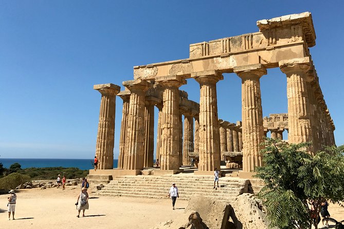 Leave the City Behind Tour with Guide Driver starts from Palermo - Castelvetrano and the taste of local olive oil