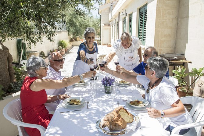 Lunch or dinner and cooking demo at a local home in Cefalù - A friendly setting with a practical health note
