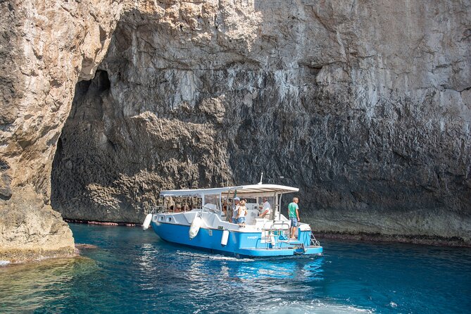 Marettimo Sea Caves Boat Tour - Marettimo village and the first look at the island