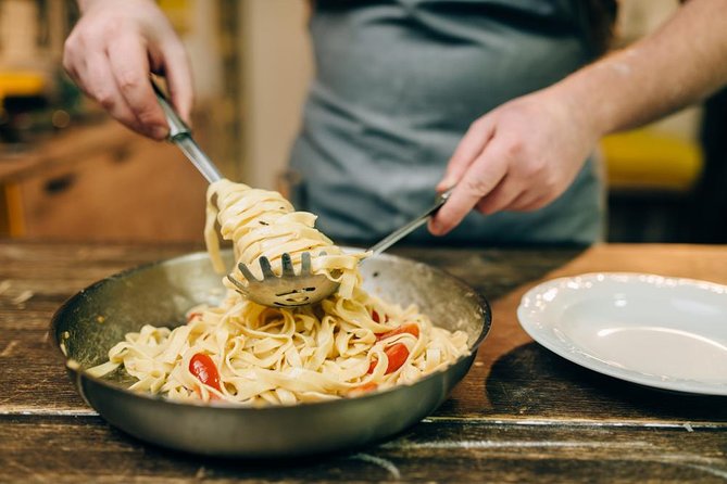Market tour and Cooking Class in Ortigia - What the small group changes