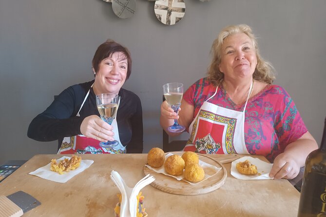 Market Tour with Cooking Class and Lunch with Negropolis View - The Archaeological Park View