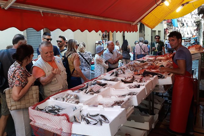 Markets and monuments: walking tour and street food in Palermo - Palermo Cathedral in 20 focused minutes
