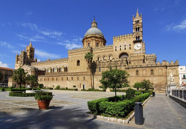 Markets and Monuments: Walking Tour in the Center of Palermo - Key points to know before you book