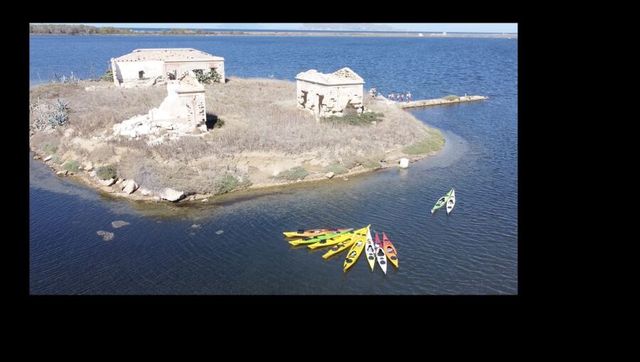 Marsala: Kayak Tour in Stagnone di Marsala Nature Reserve - Starting With Santa Maria’s Golden Beaches
