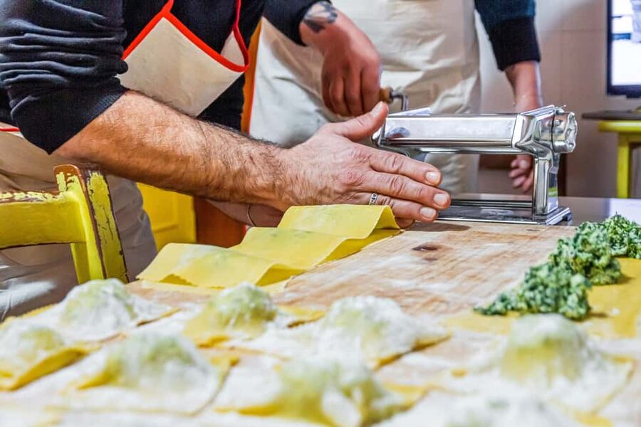 Messina: Share Your Pasta Love in Local's Home - The Aperitivo Begins the 1.5-Hour Visit
