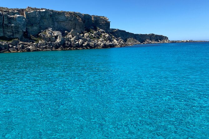 Mini Cruise to Favignana and Levanzo with lunch on board - Cruising from Favignana to quiet Levanzo
