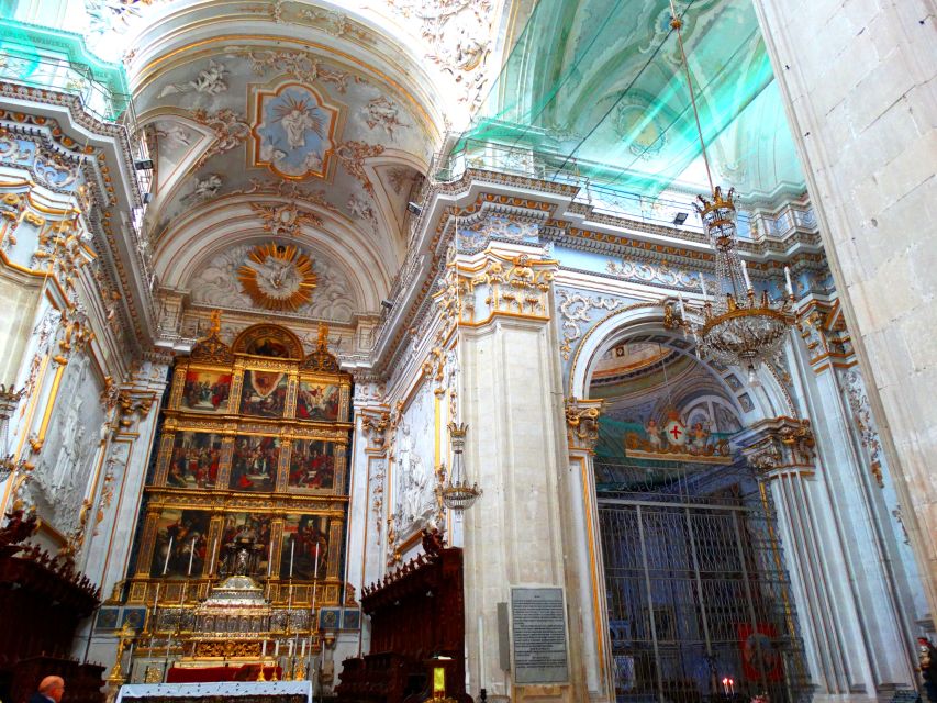 Modica private tour: the chocolate town in Sicily - Starting at San Giorgio’s 254 steps
