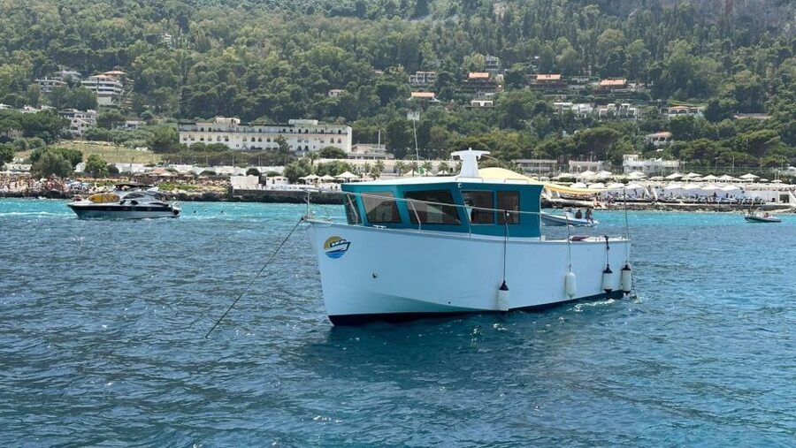 Mondello: 4-Hour Coastal Boat Tour with Aperitif & Swimming - The captain and the personal touch