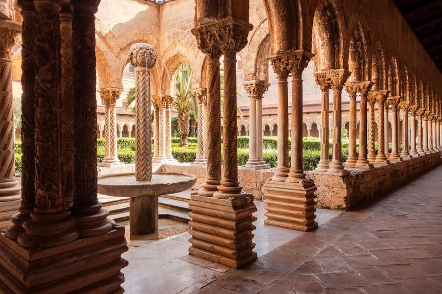 Monreale Cloister Ticket with Audio App - Walking beneath the 26 arches