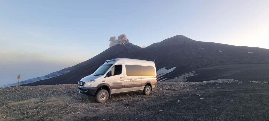 Mount Etna: Ascent to 2800m by 4x4 - The 2865-meter viewpoint