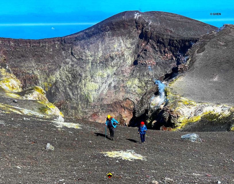 Mount Etna: Central Crater Guided Hike for Advanced Hikers - The 30-minute 4x4 ride to 2,825 meters