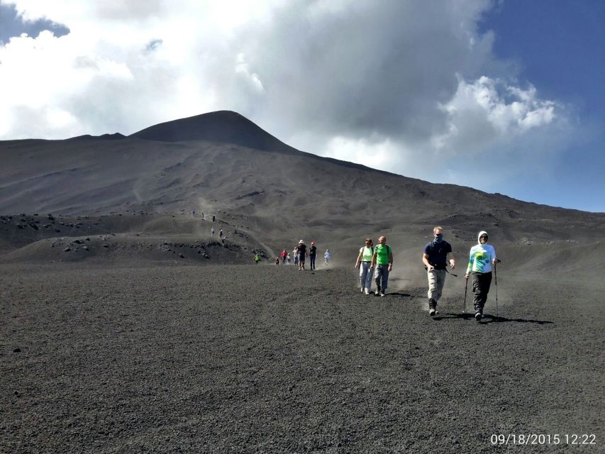 Mount Etna: Central Crater Tour with cable car and jeep - Returning through Etna’s Valle del Bove