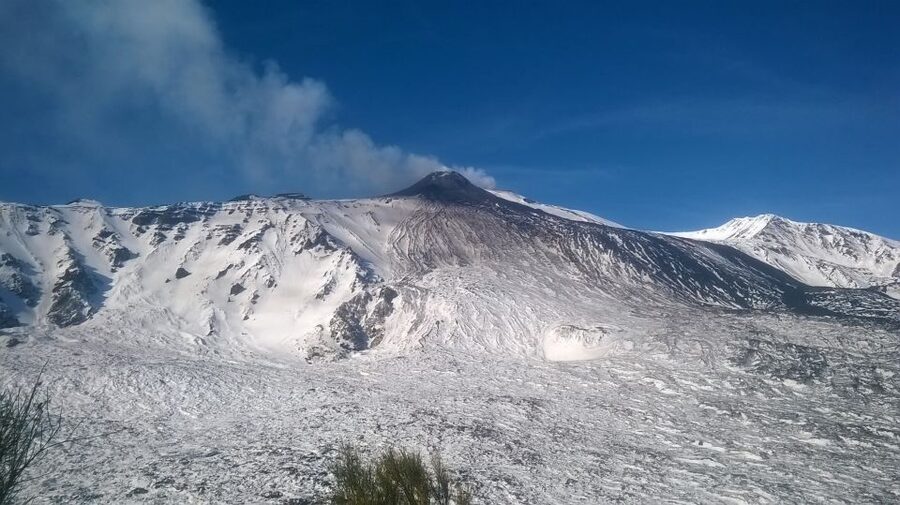 Mount Etna: Half-Day Guided Tour and Hike - Silvestri Craters and the value of a short walk