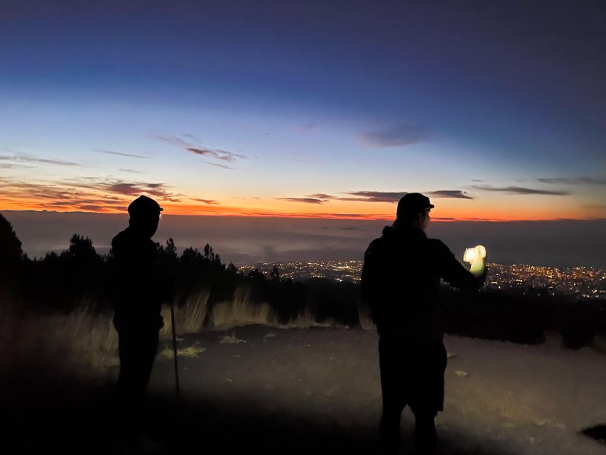 Mount Etna: Sunrise Excursion with an expert Local Guide - Pitagora Cave and Acqua Vitale Cave