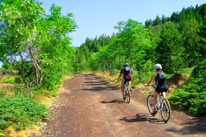 Mountain Biking Etna by MTB or E-Bike - The small details that improve the ride
