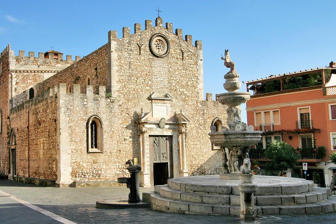 Mt. Etna and Taormina - Mount Etna gives the day its dramatic opening
