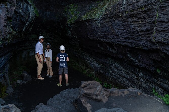 Mt. Etna nature and flavors half day Tour from Catania - The guides make the difference