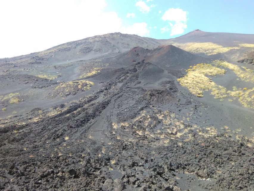 Mt. Etna: Private Tour in 4x4 from Taormina - Why a private Etna trip is worth considering