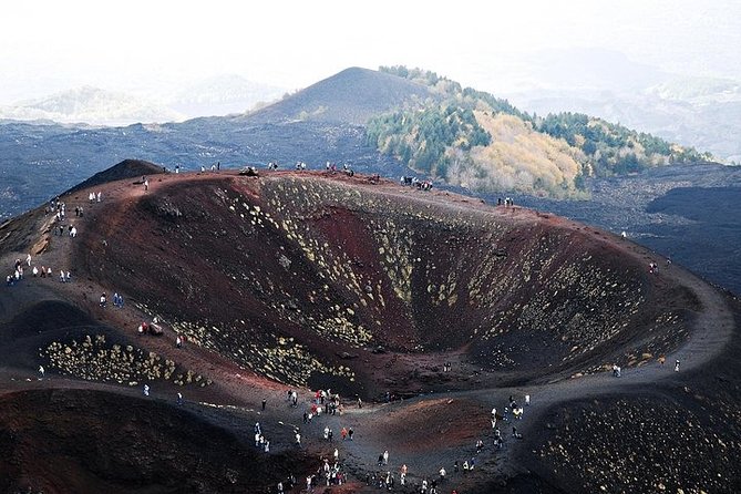 Mt Etna Sunset Private Tour with Prosecco on the Crater - What the guides add to the experience