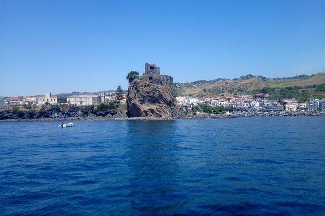 My sailing tour in Catania - Aci Trezza and the Cyclops Islands