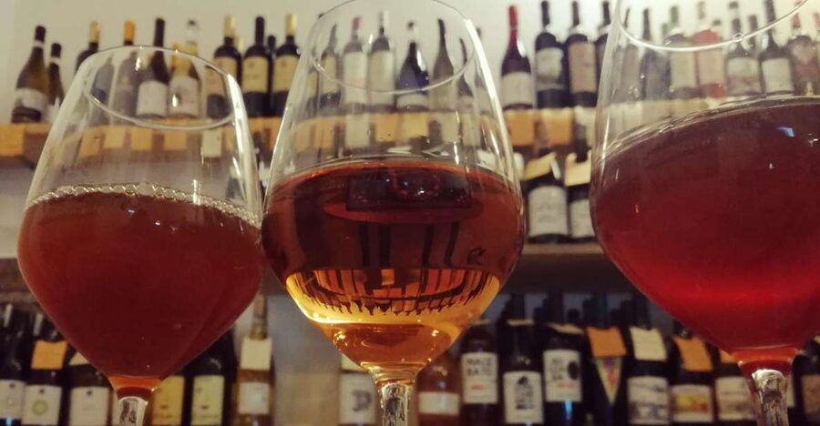Natural Wine Tasting with snacks at Bottega Monteleone - Key points at a glance